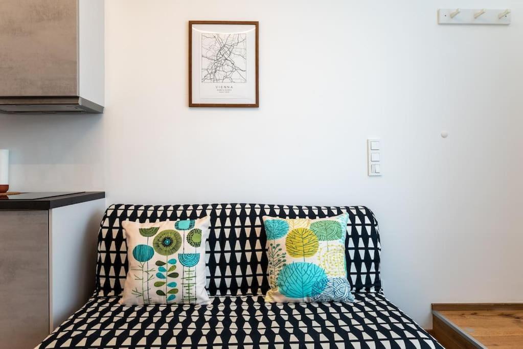 וינה Cozy Studio 5Min To Center By Hm מראה חיצוני תמונה